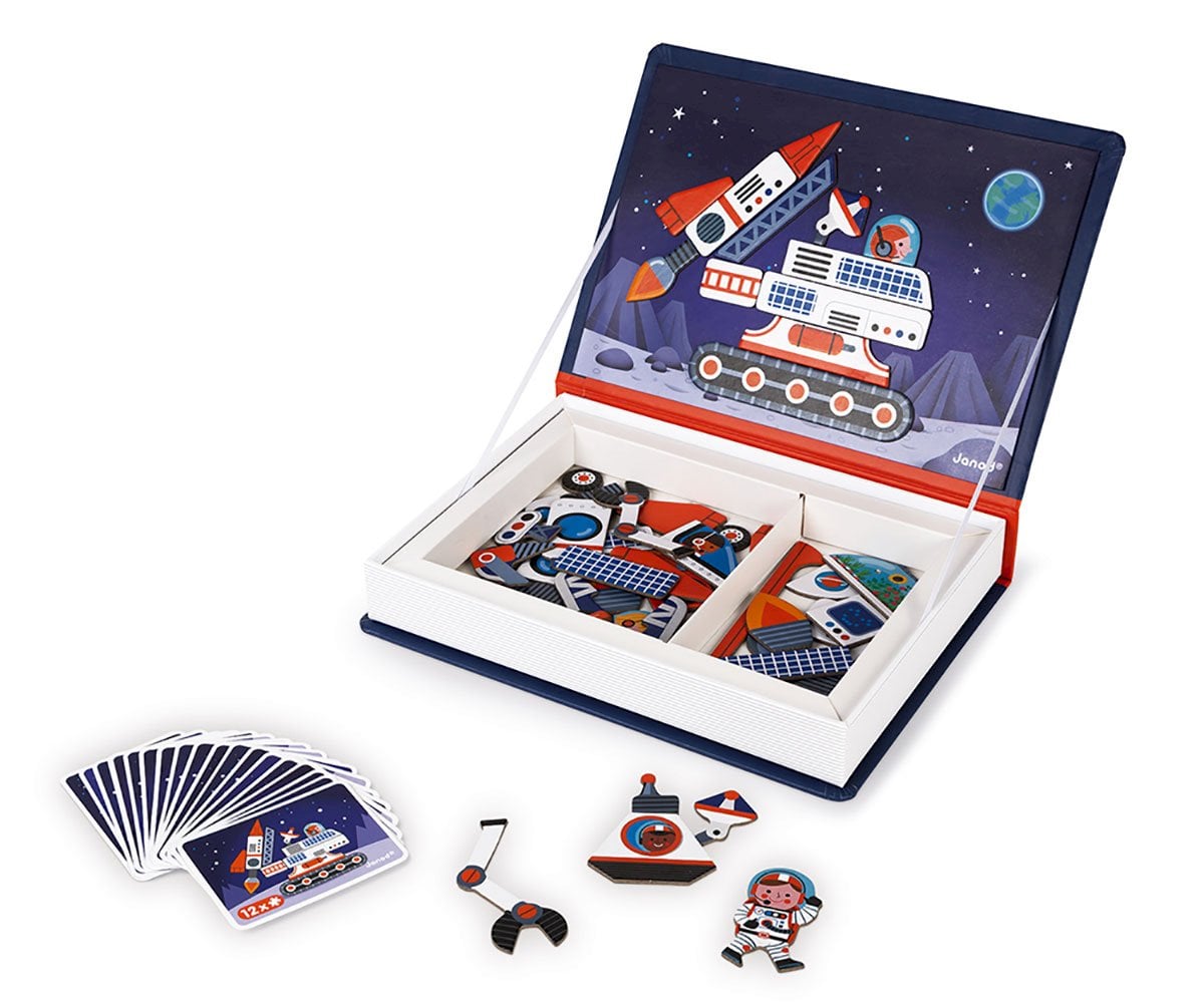 Space MagnetiBook