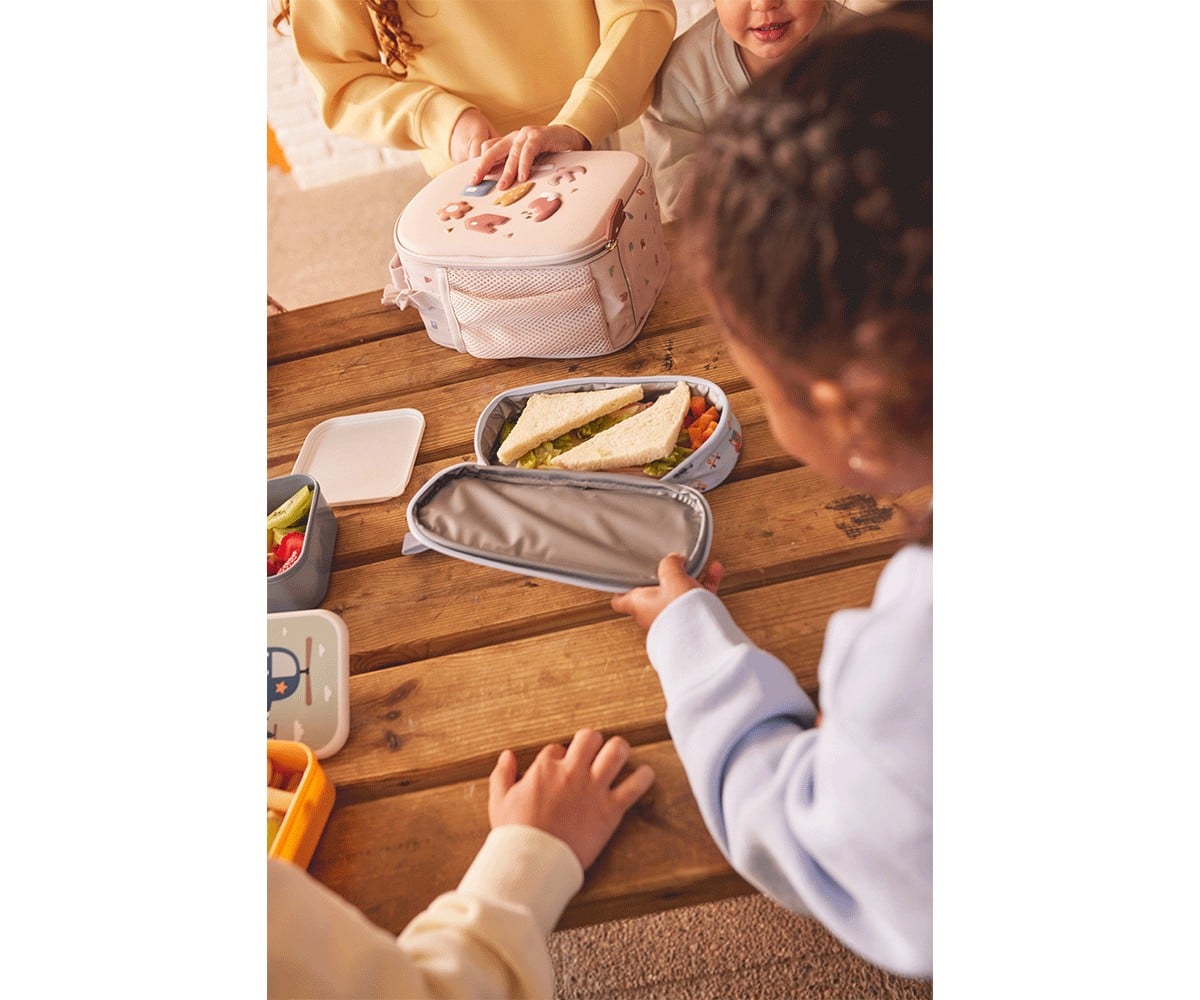 Personalized Insulated Snack Pouch The Three Little Pigs