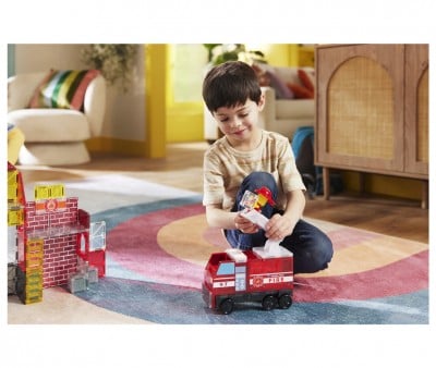 Conjunto de construção do Corpo de Bombeiros Magna-Tiles de 50 peças