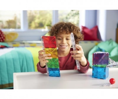 Conjunto de construção de 33 peças Magna-Tiles Rail Racers