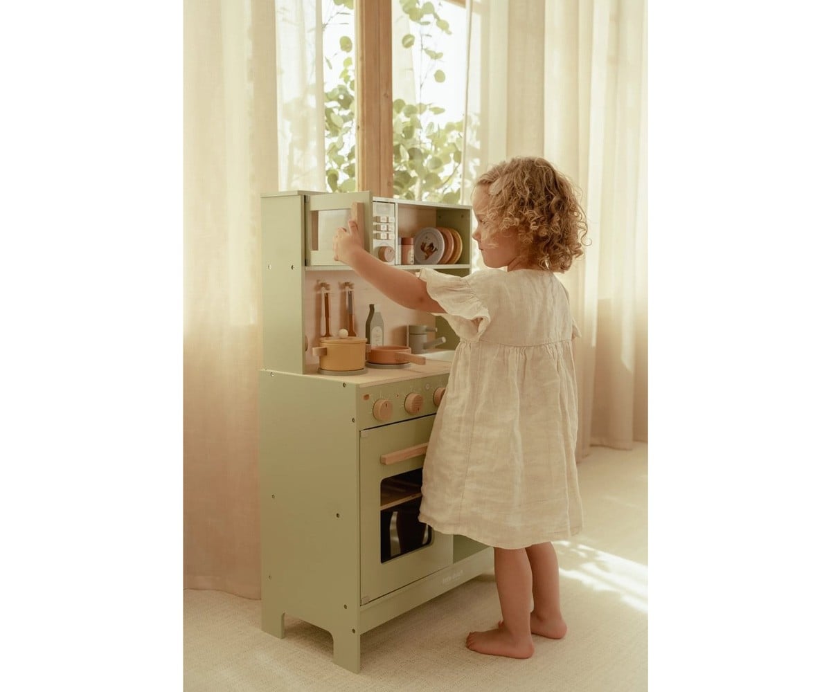 FSC Wood Mint Kitchen