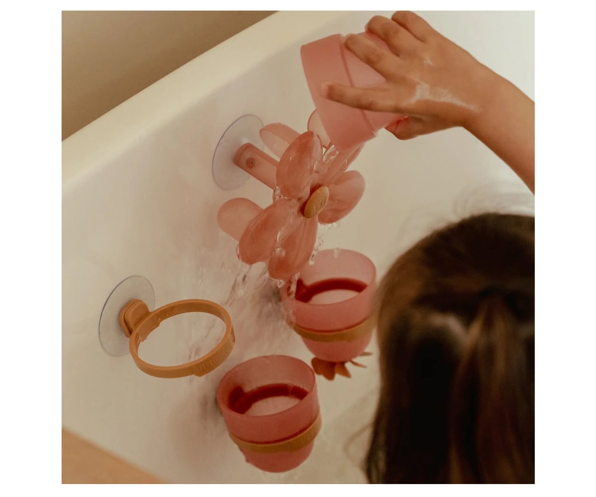 Juego de Baño Tazas y Flor Rosa
