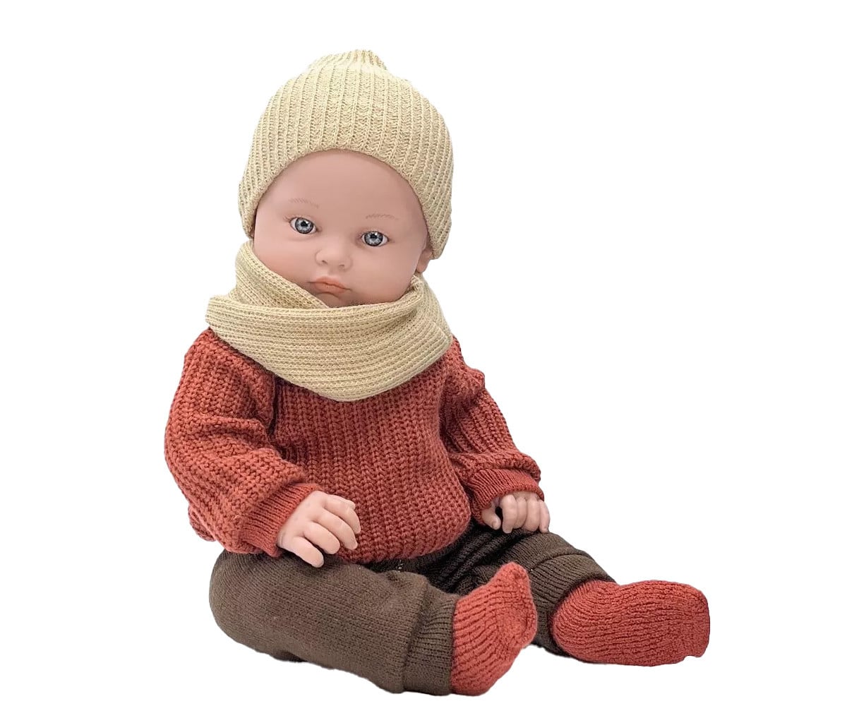 Poupon Yann Les Bambinis avec Vêtements d'Hiver et Pull en Maille Rouge Bordeaux