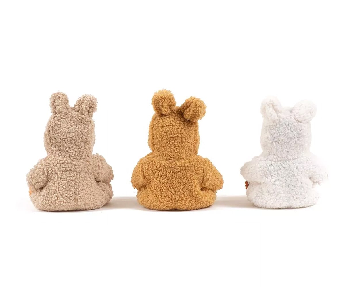 Muñeco Guillo con Mono Winnie en Bouclette Camel 21cm