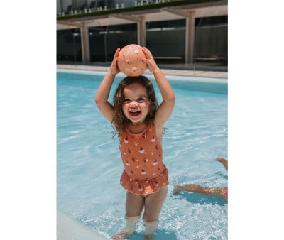 Pelota Pequeña Camping