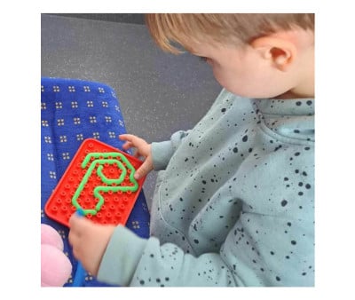 Brinquedo Wiggly vermelho