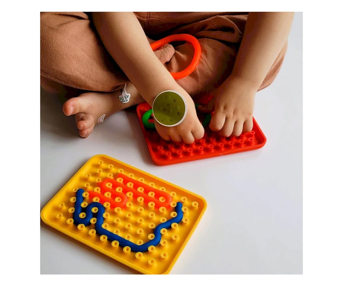 Brinquedo Wiggly vermelho