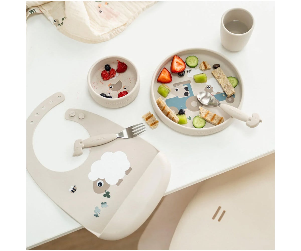 Vajilla Foodie con Ventosa Tiny Farm Sand