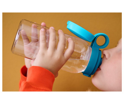 Botella Plástico con Tapón Abatible Campus 600ml Little Farm