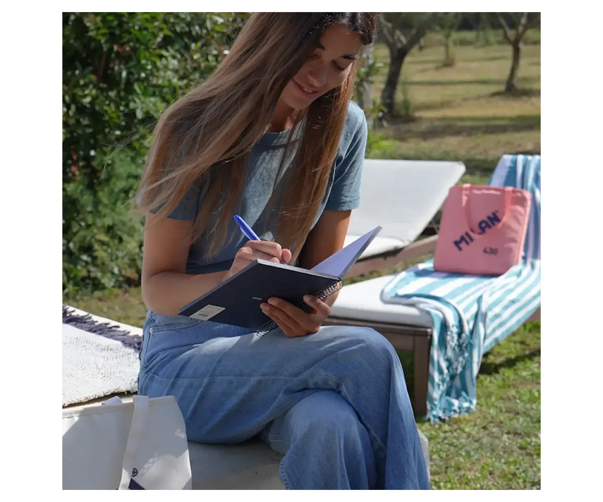 Cuaderno A5 con Tapa Dura Azul MILAN 340 Since 1918