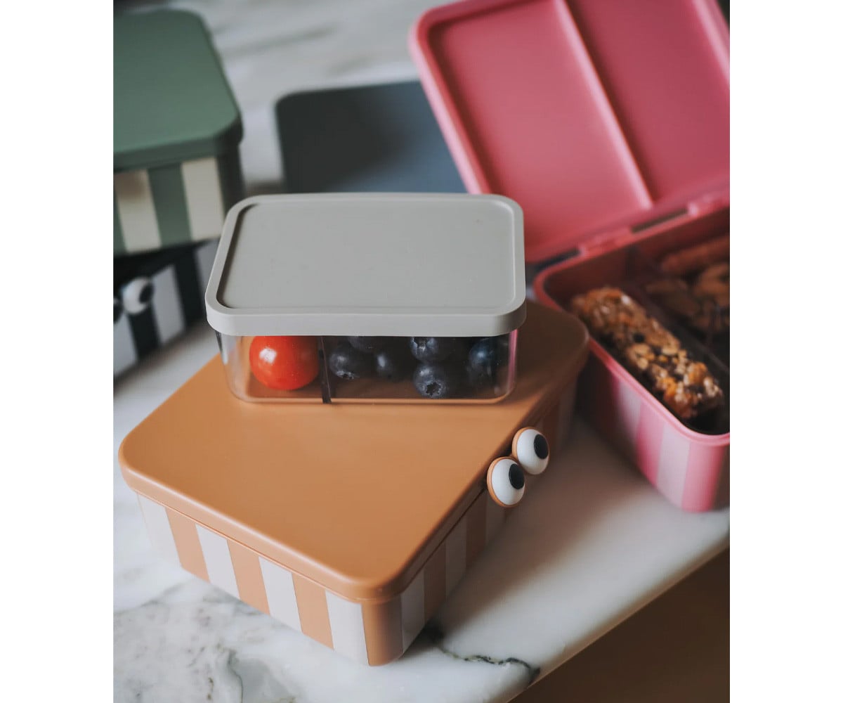 Bento Box with 3 Removable Trays Black