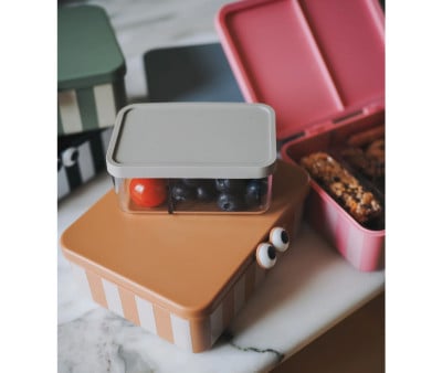 Bento Box with 3 Removable Trays Black