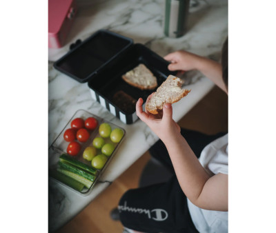 Bento Box with 3 Removable Trays Black