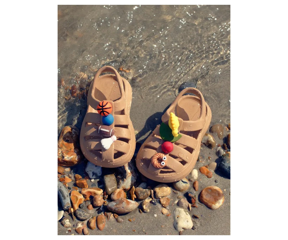 Cangrejeras Ligeras Brown con Pines Intercambiables