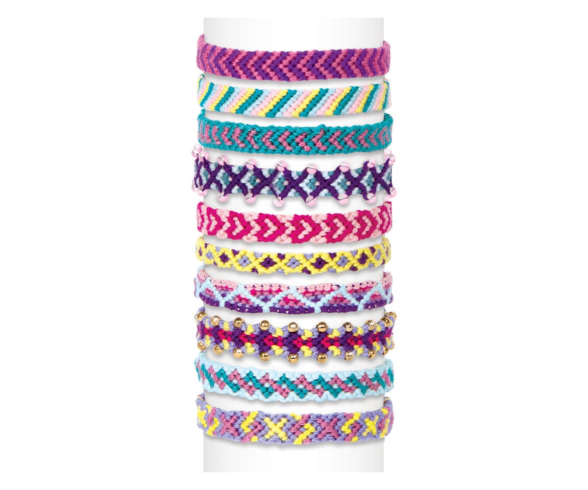 Tejedora de Pulseras de la Amistad