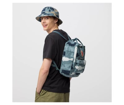 Mochila Kanken Graphics Nimbus Blue Hidden Animals