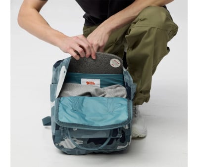 Mochila Kanken Graphics Nimbus Blue Hidden Animals