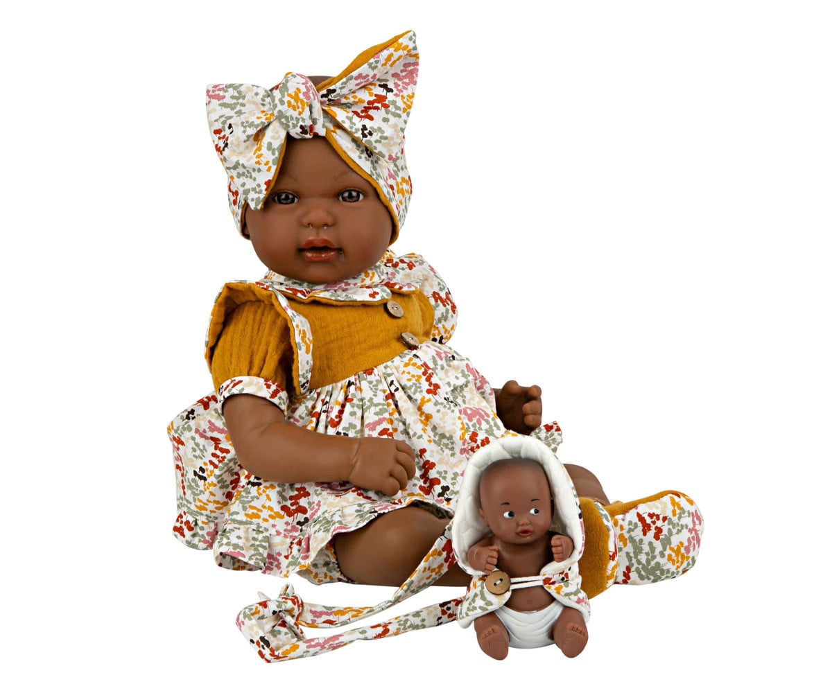 Muñeca Elegance Mies Mulato 45cm y Aran Mostaza