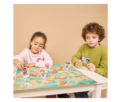 Juego de Mesa Superhéroes del Patio