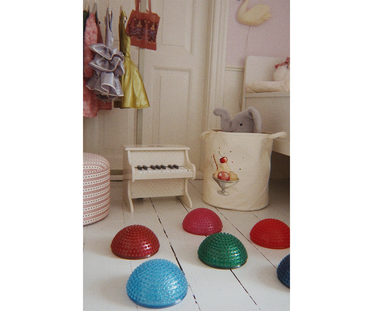 Piedras de Equilibrio Balancing Stones Multi Color