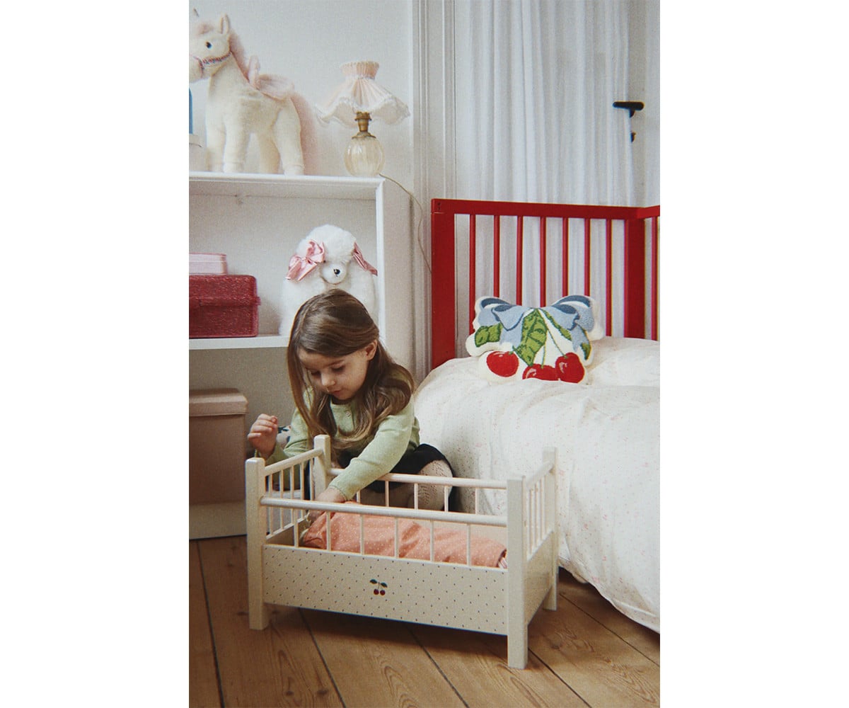 Cama de Madera para Muñecos FSC Big Cherry