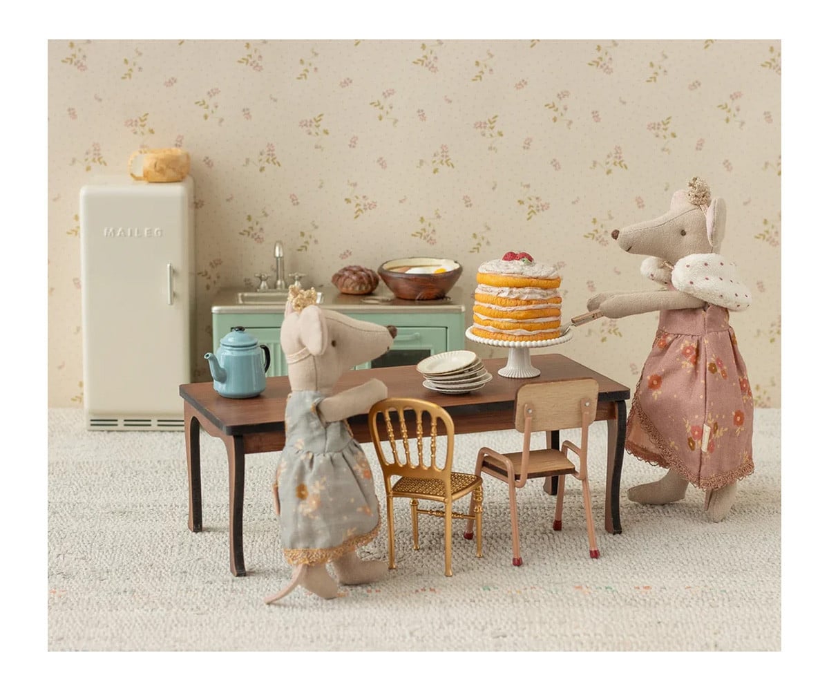 Tarta de Fiesta y Pedestal para Ratones Off White